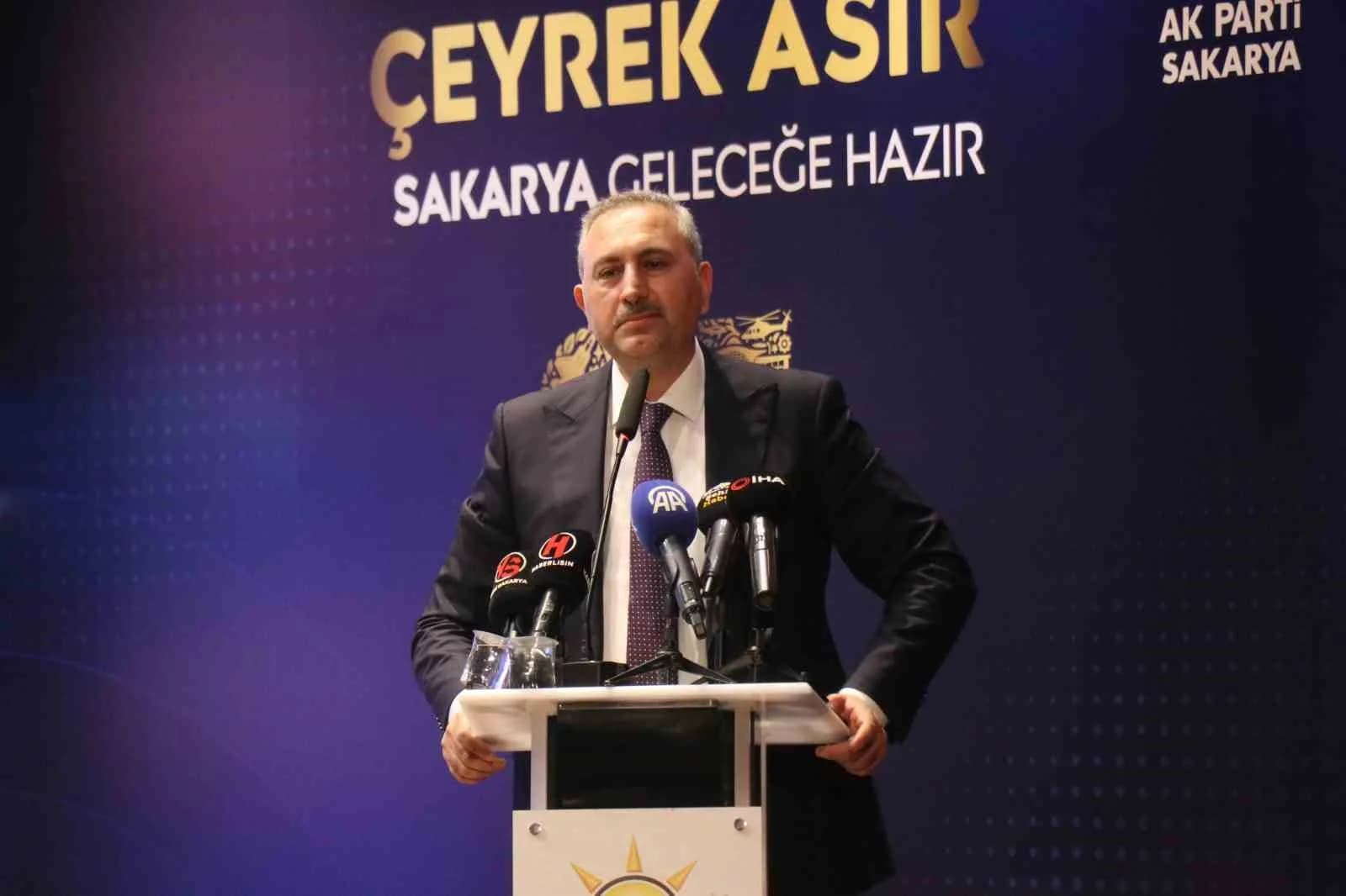 ABDULHAMİT GÜL PROGRAMDA KONUŞTU