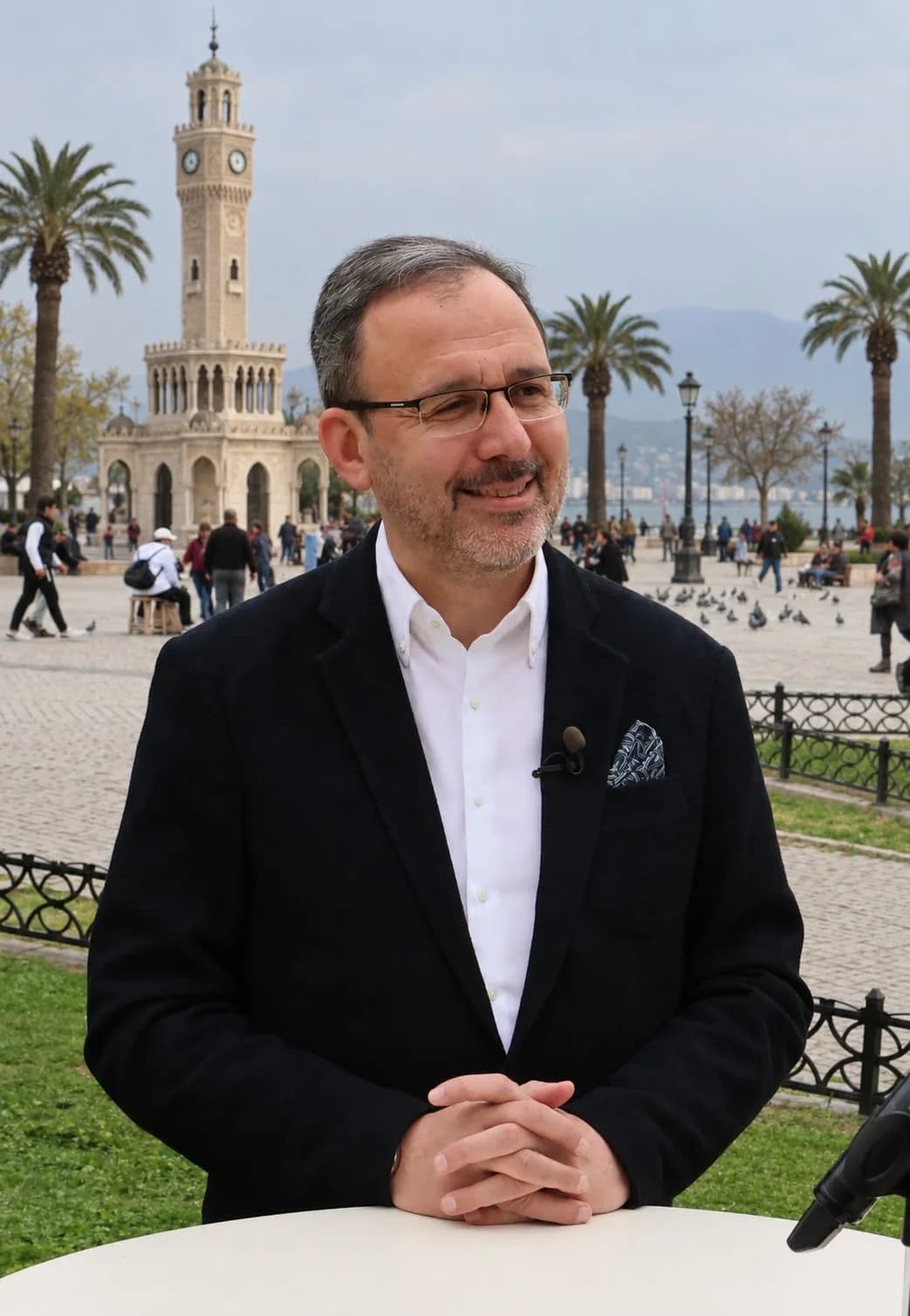 ÖNCEKİ DÖNEM GENÇLİK VE SPOR BAKANI, AK PARTİ İZMİR MİLLETVEKİLİ VE TBMM ENGELLİ BİREYLERİN SORUNLARINI ARAŞTIRMA KOMİSYONU BAŞKANI DR. MEHMET KASAPOĞLU