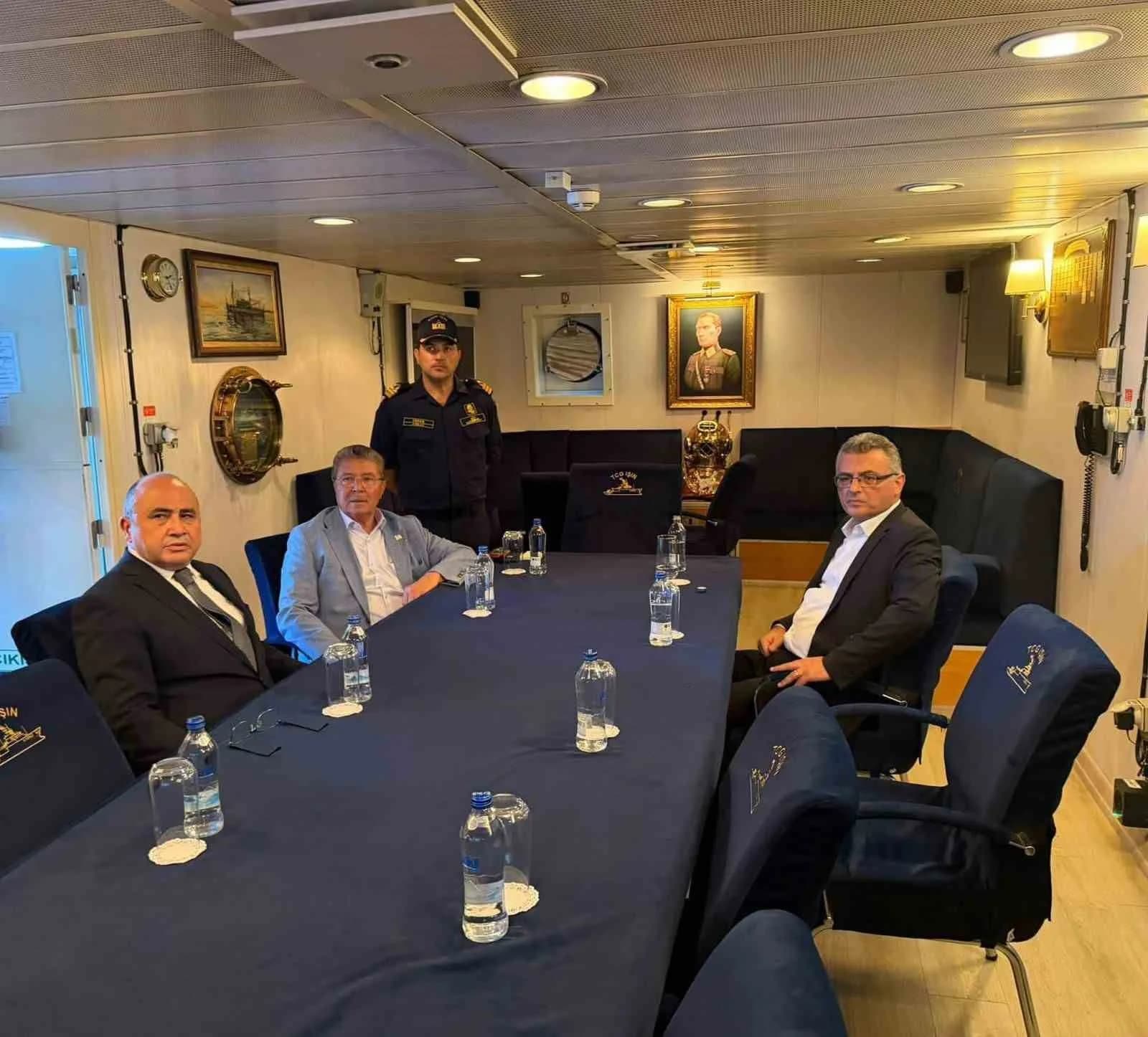 KKTC CUMHURBAŞKANI ERHÜRMAN (SAĞDA), TCG IŞIN'DA ARAMA ÇALIŞMALARINI TAKİP ETTİ