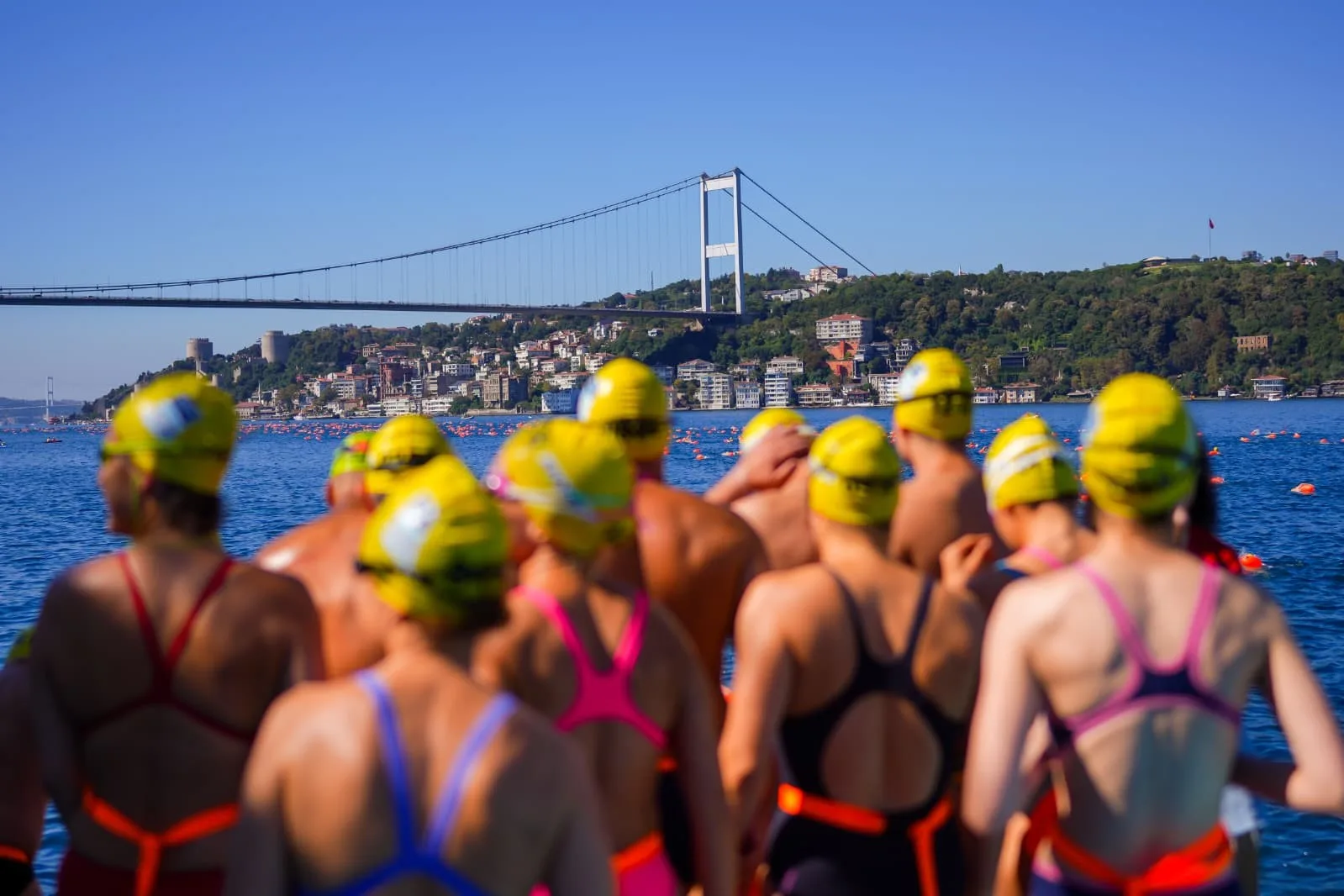 BOĞAZİÇİ KITALARARASI YÜZME YARIŞI GERÇEKLEŞTİRİLDİ