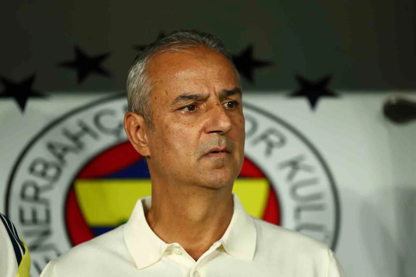 TRENDYOL SÜPER LİG'İN 2. HAFTASINDA FENERBAHÇE, EVİNDE KONYASPOR İLE KARŞILAŞIYOR. TEKNİK DİREKTÖR İSMAİL KARTAL, UEFA ŞAMPİYONLAR LİGİ PLAY-OFF TURUNDA LYON İLE OYNANAN MAÇIN 11'İNDEN 1 DEĞİŞİKLİĞE GİTTİ. HÜCUM HATTINDA ANDERSON TALİSCA'NIN YERİNE MARCO ASENSİO'YA GÖREV VERDİ.