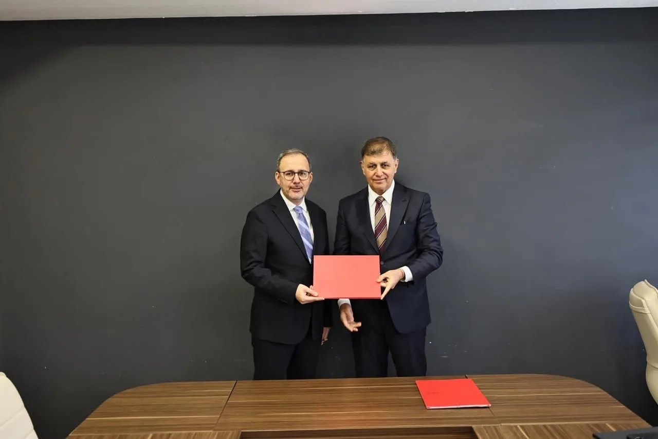 ÖNCEKİ DÖNEM GENÇLİK VE SPOR BAKANI, AK PARTİ İZMİR MİLLETVEKİLİ DR. MEHMET KASAPOĞLU, İZMİR BÜYÜKŞEHİR BELEDİYE BAŞKANI CEMİL TUGAY İLE İLGİLİ AÇIKLAMALARDA BULUNDU