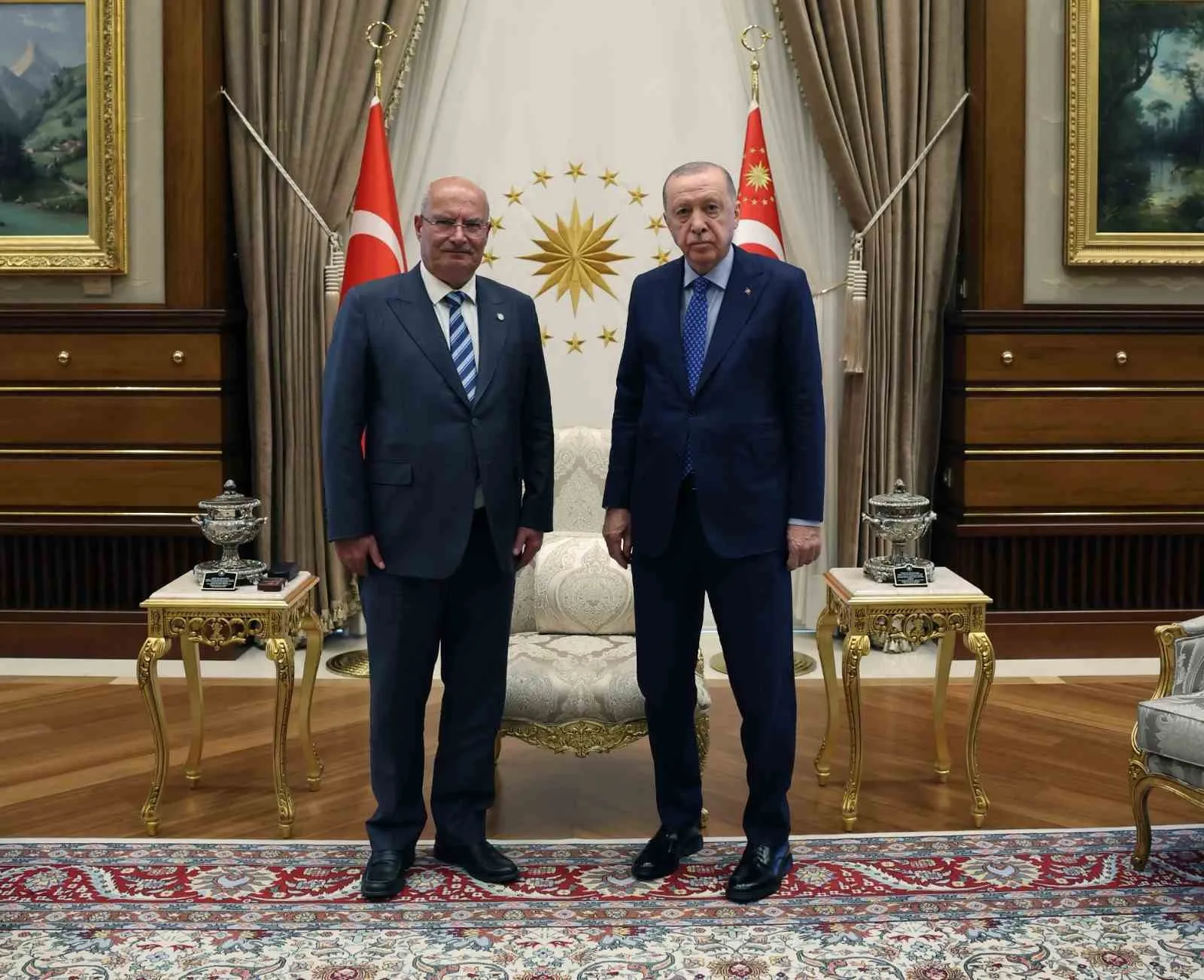 ANKARA TİCARET ODASI (ATO) YÖNETİM KURULU BAŞKANI GÜRSEL BARAN (SOLDA), CUMHURBAŞKANI RECEP TAYYİP ERDOĞAN.
