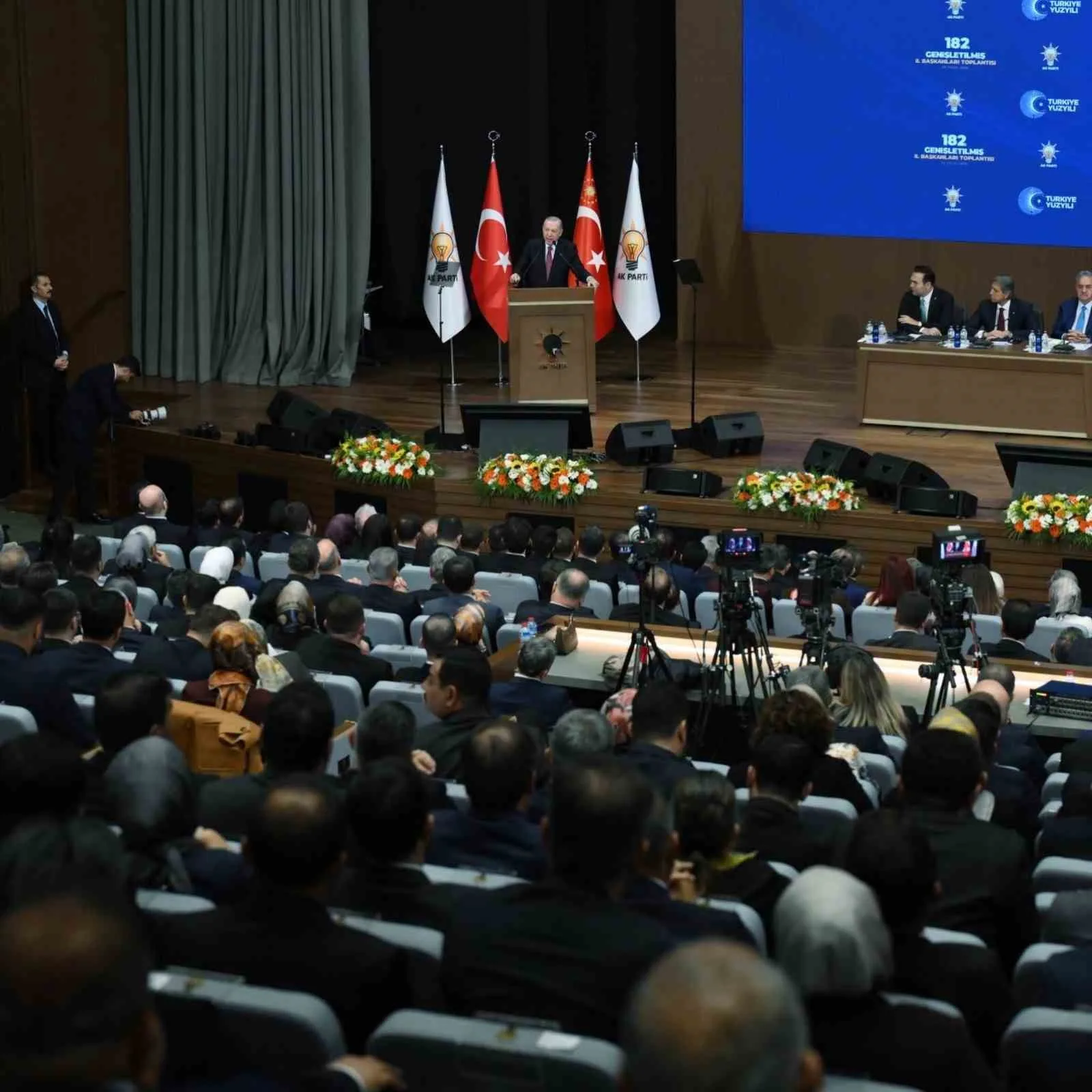 BAŞKAN YILDIRIM, CUMHURBAŞKANI ERDOĞAN’A BİLECİK’TEKİ ÇALIŞMALARI ANLATTI