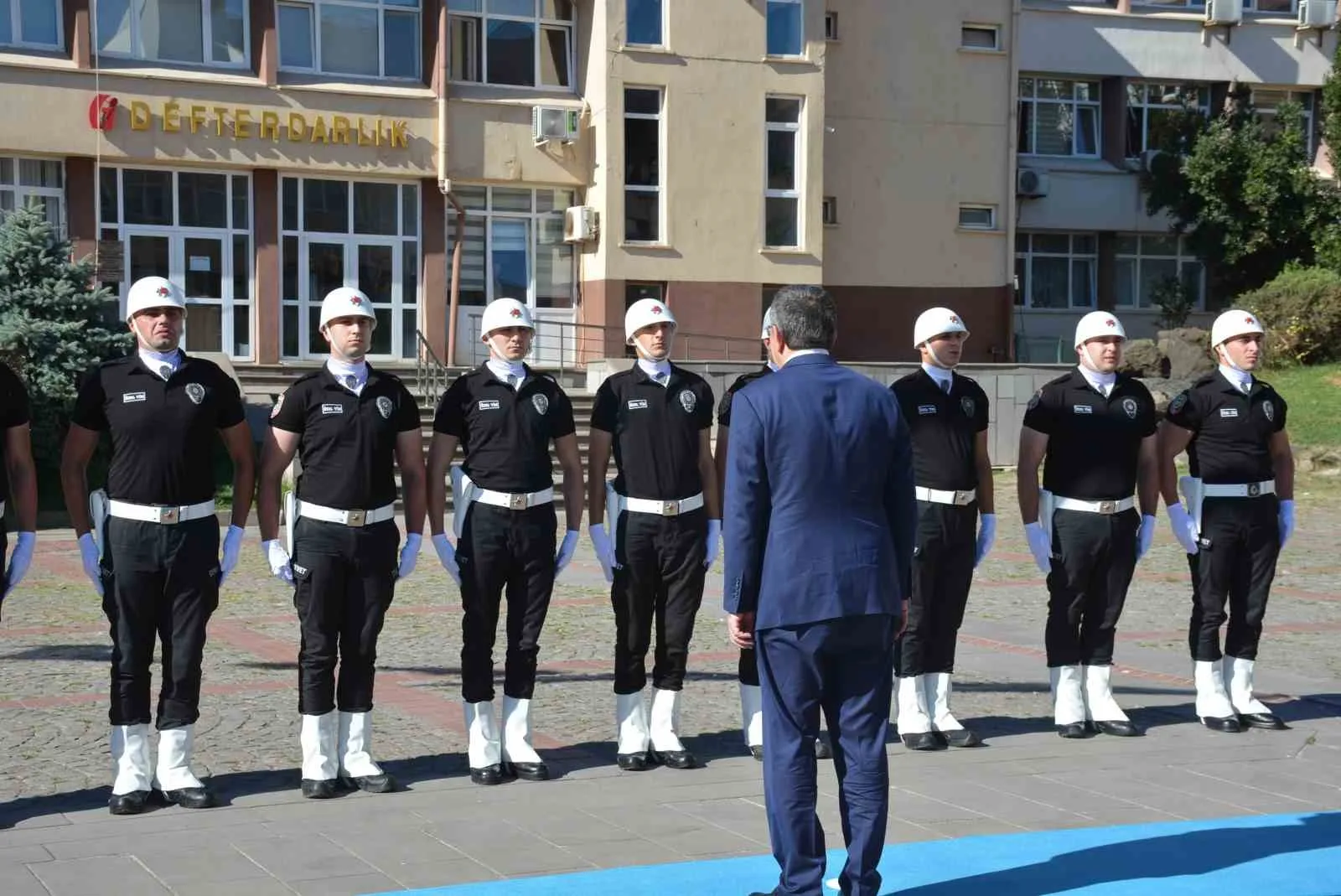 CUMHURBAŞKANI YARDIMCISI CEVDET YILMAZ, BİR DİZİ PROGRAMLARA KATILMAK ÜZERE SİNOP’A GELDİ.