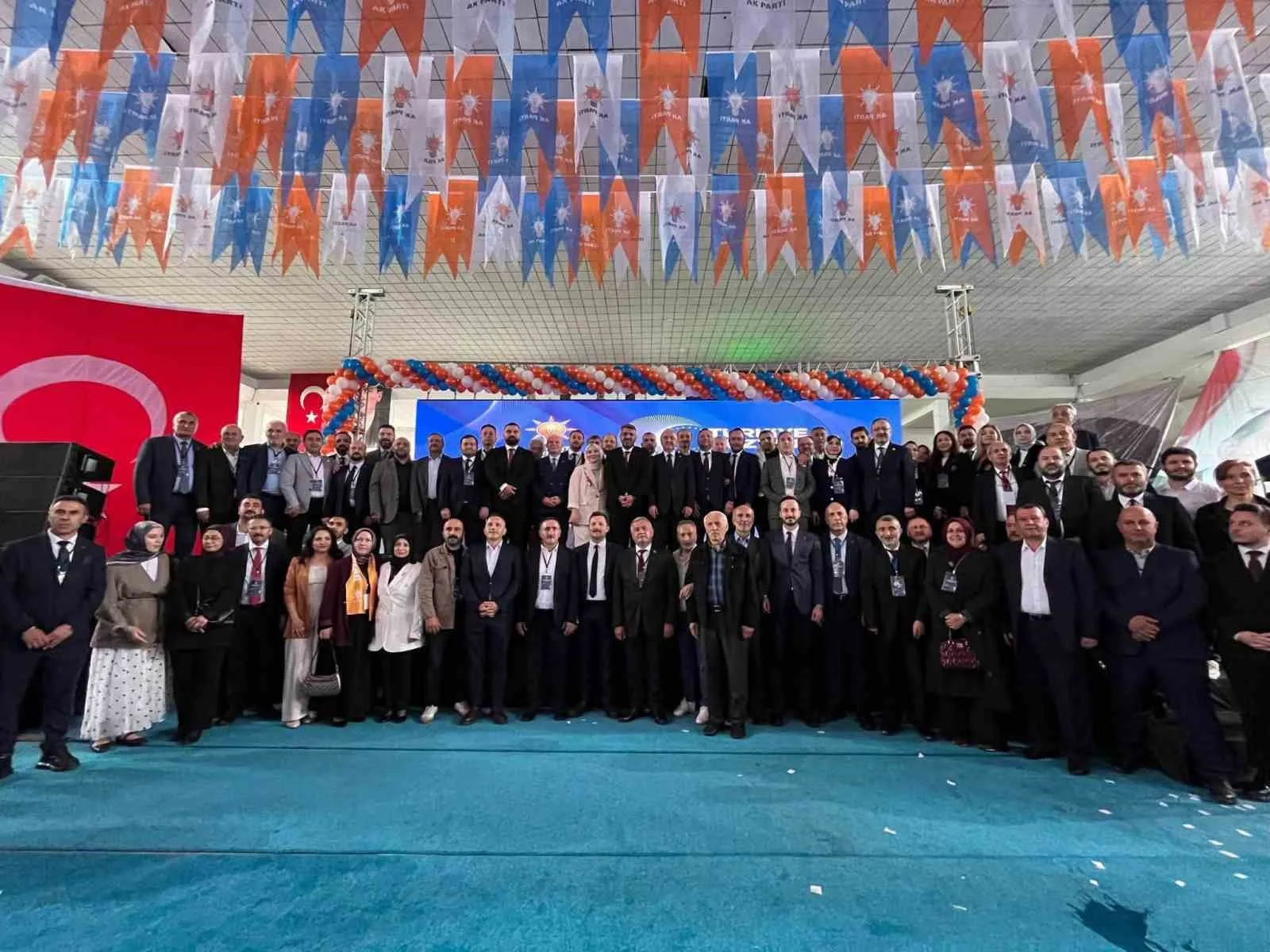 BİR SÜRE ÖNCE ATAMA YOLUYLA AK PARTİ GİRESUN İL BAŞKANLIĞI GÖREVİNE GETİRİLEN HÜSEYİN ALKAN, GÖREV SÜRECİNDEKİ İLK BÜYÜK TEŞKİLAT BULUŞMASI OLAN GENİŞLETİLMİŞ İL DANIŞMA MECLİSİ TOPLANTISI’NDA YOĞUN KATILIMLA DİKKAT ÇEKTİ.