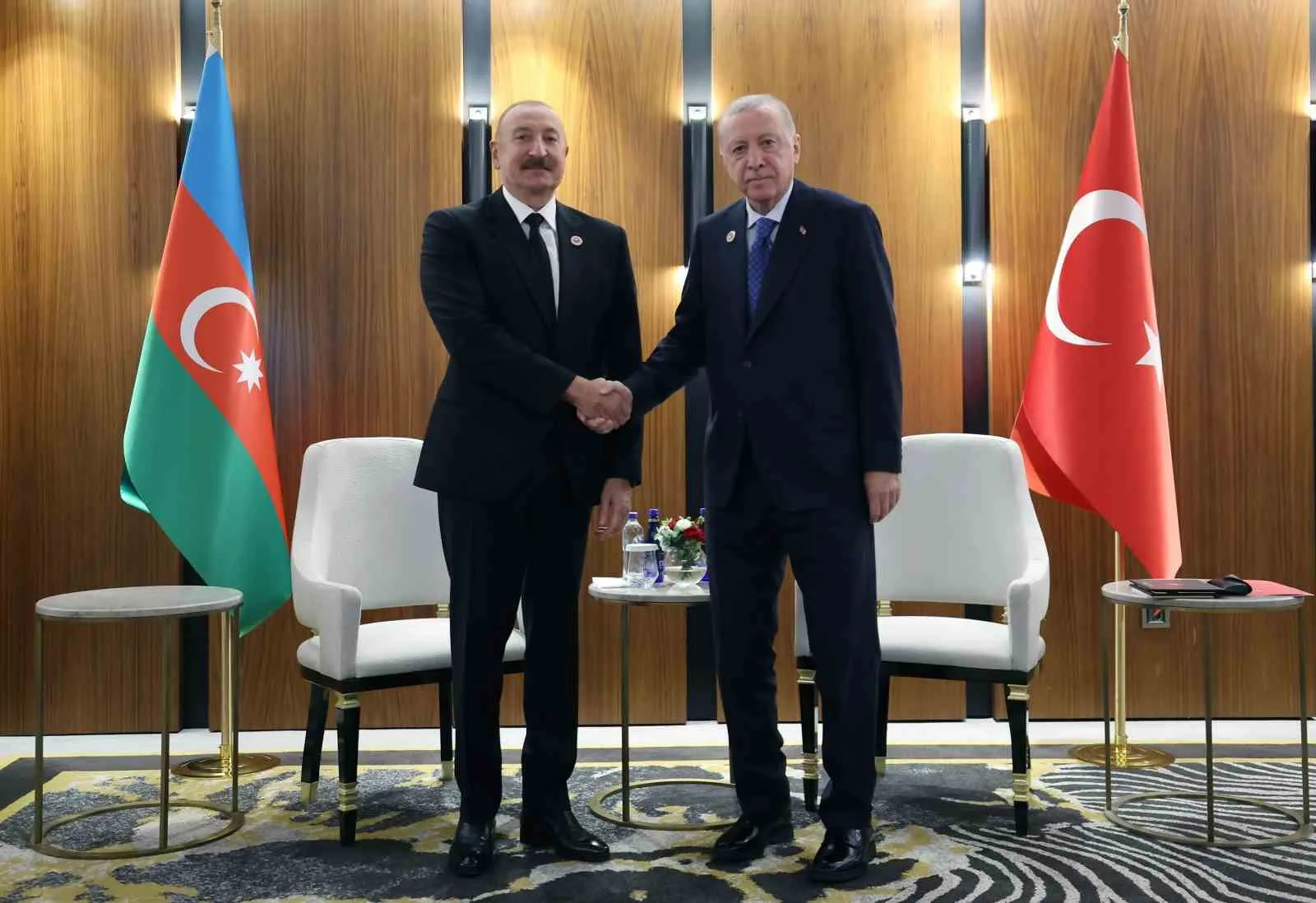 CUMHURBAŞKANI RECEP TAYYİP ERDOĞAN, AZERBAYCAN CUMHURBAŞKANI İLHAM ALİYEV İLE GÖRÜŞTÜ