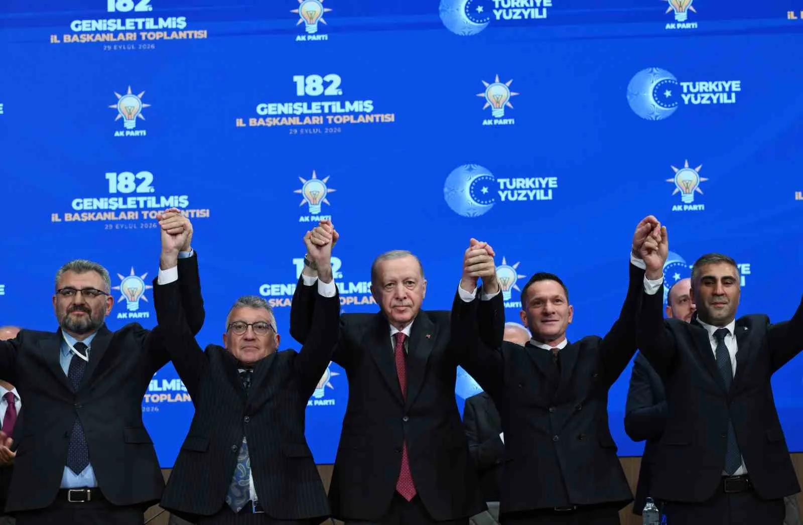 CUMHURBAŞKANI ERDOĞAN, AK PARTİ KONGRE MERKEZİ'NDE GERÇEKLEŞTİRİLEN GENİŞLETİLMİŞ İL BAŞKANLARI TOPLANTISI'NA KATILDI.