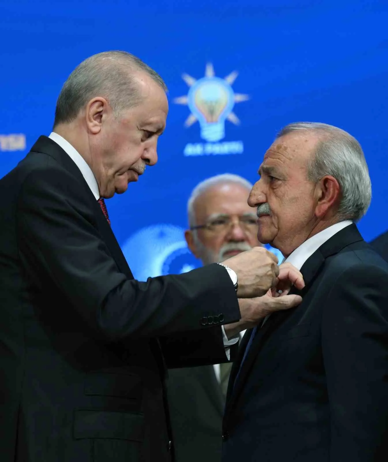 CUMHURBAŞKANI ERDOĞAN, AK PARTİ KONGRE MERKEZİ'NDE GERÇEKLEŞTİRİLEN GENİŞLETİLMİŞ İL BAŞKANLARI TOPLANTISI'NA KATILDI.