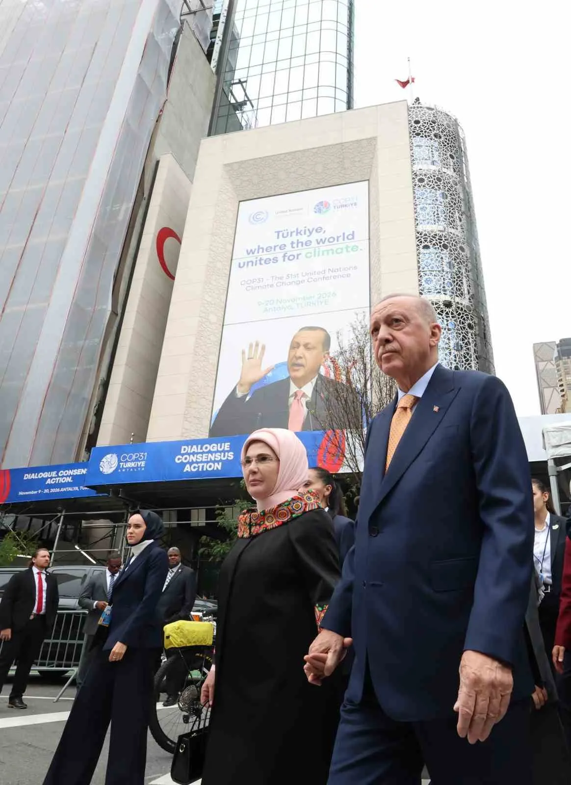CUMHURBAŞKANI ERDOĞAN