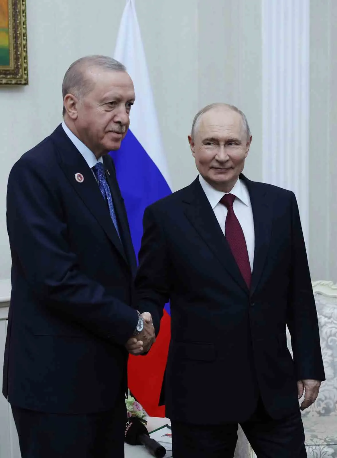 CUMHURBAŞKANI ERDOĞAN İLE RUSYA DEVLET BAŞKANI VLADİMİR PUTİN ARASINDAKİ GÖRÜŞME BAŞLADI.