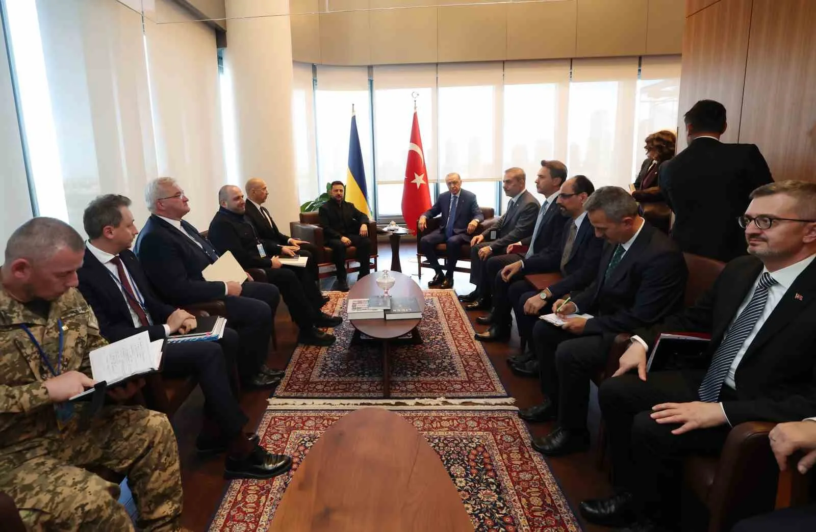CUMHURBAŞKANI RECEP TAYYİP ERDOĞAN, BİRLEŞMİŞ MİLLETLER (BM) 81. GENEL KURULU İÇİN GELDİĞİ NEW YORK'TA İKİLİ TEMASLARINI SÜRDÜRÜYOR.