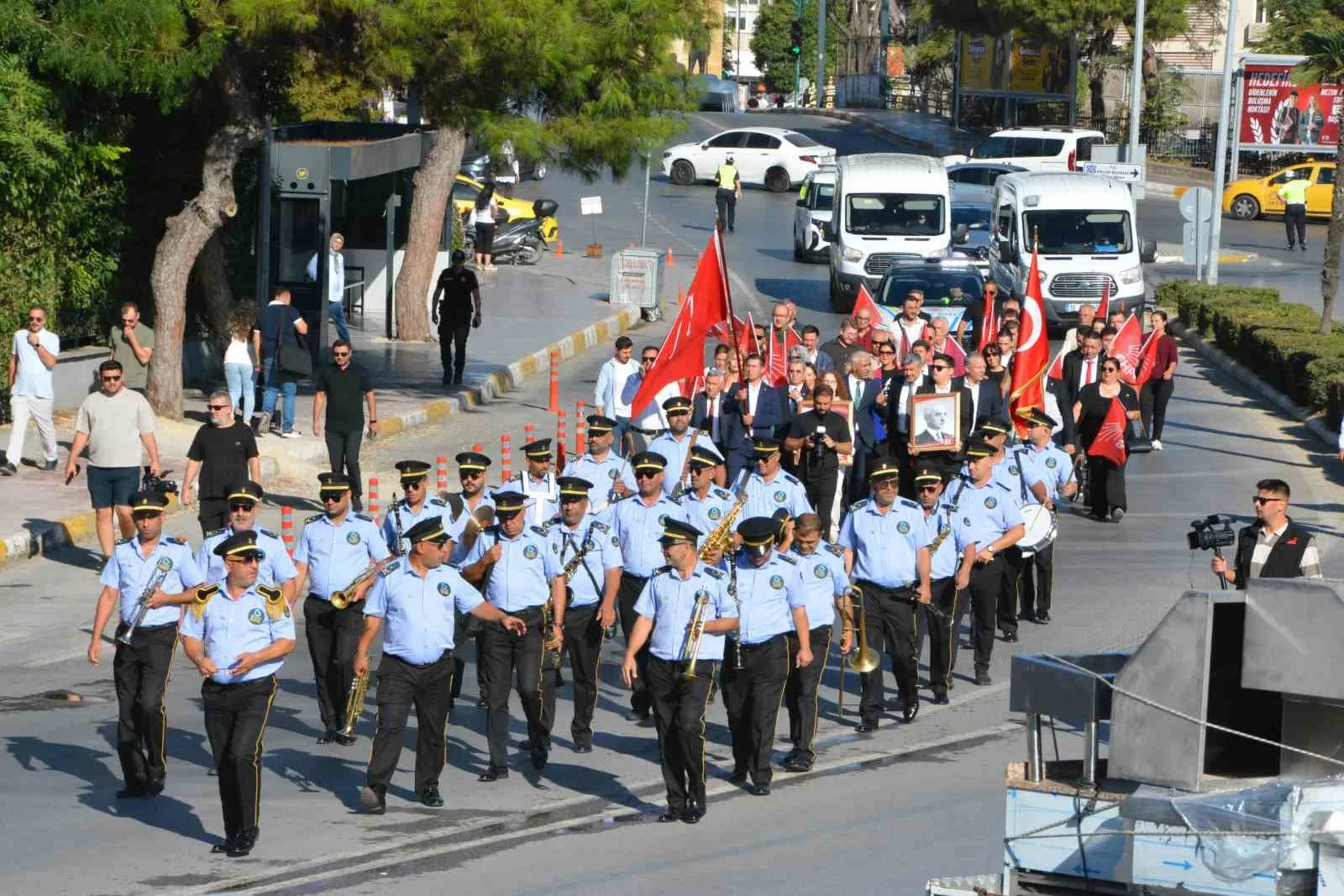 CUMHURİYET HALK PARTİSİ (CHP) BALIKESİR'DE KURULUŞUNUN 103'ÜNCÜ YILINI DÜZENLEDİĞİ ETKİNLİKLERLE KUTLADI.