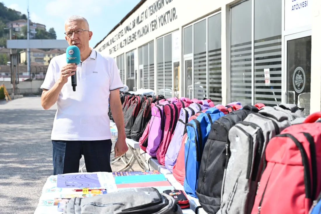 Kdz. Ereğli Belediyesi, Bin Öğrenciye Kırtasiye Desteğinde Bulunuyor