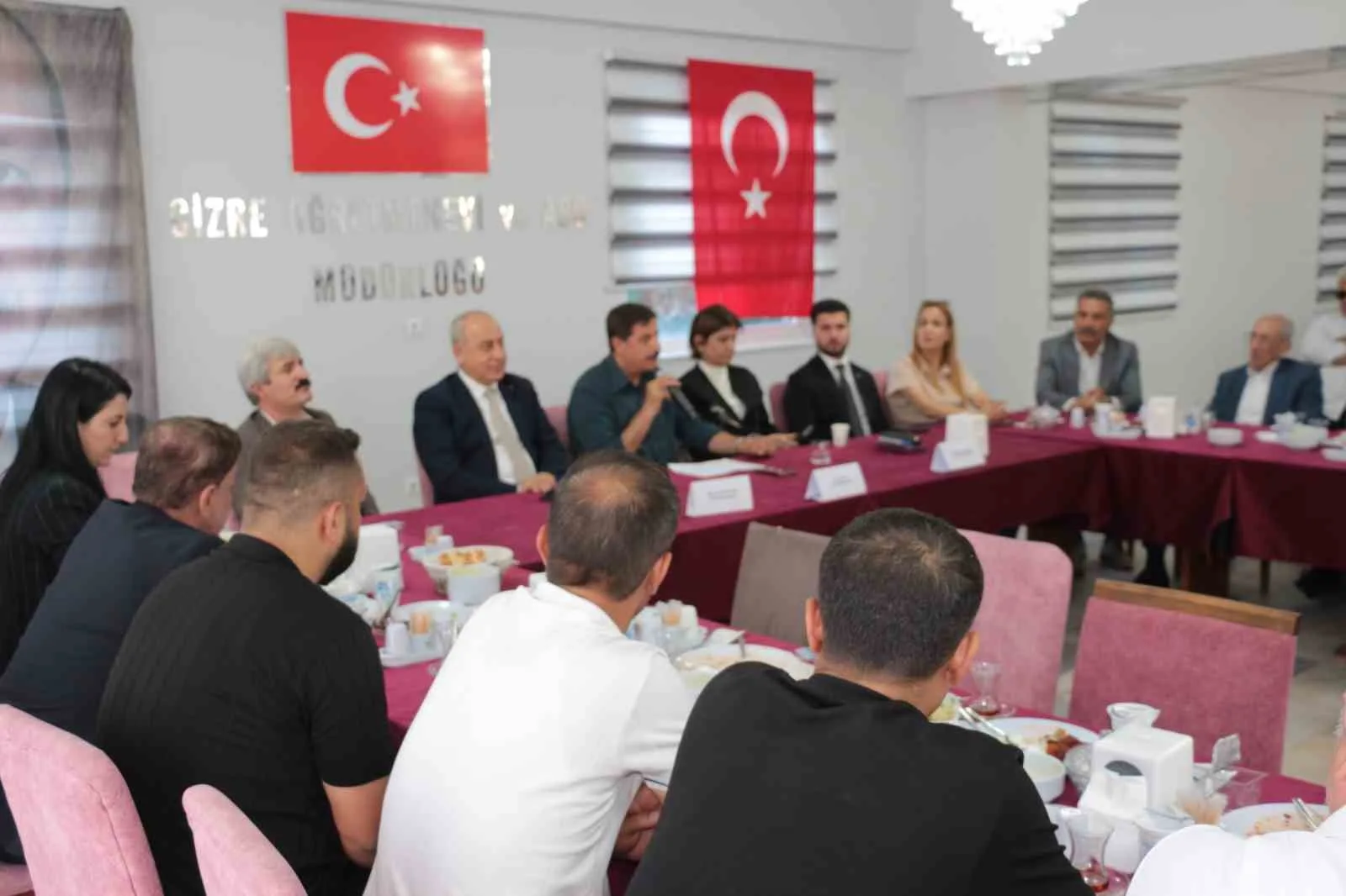 AK PARTİ İSTANBUL MİLLETVEKİLİ AZMİ EKİNCİ'NİN KONUŞMASI