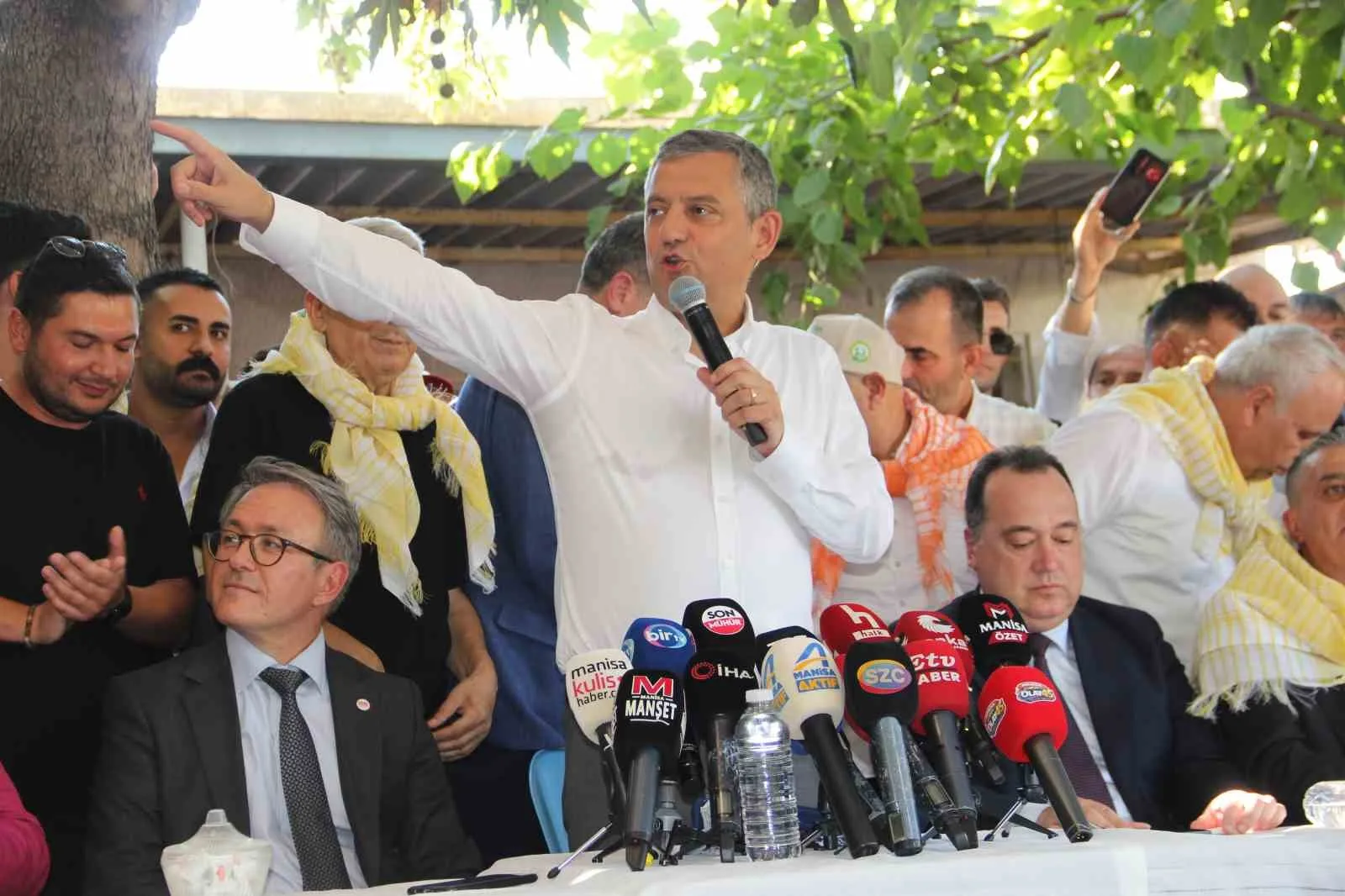 YENİ PARTİ GENEL BAŞKANI ÖZGÜR ÖZEL, AÇIKLAMALARDA BULUNDU