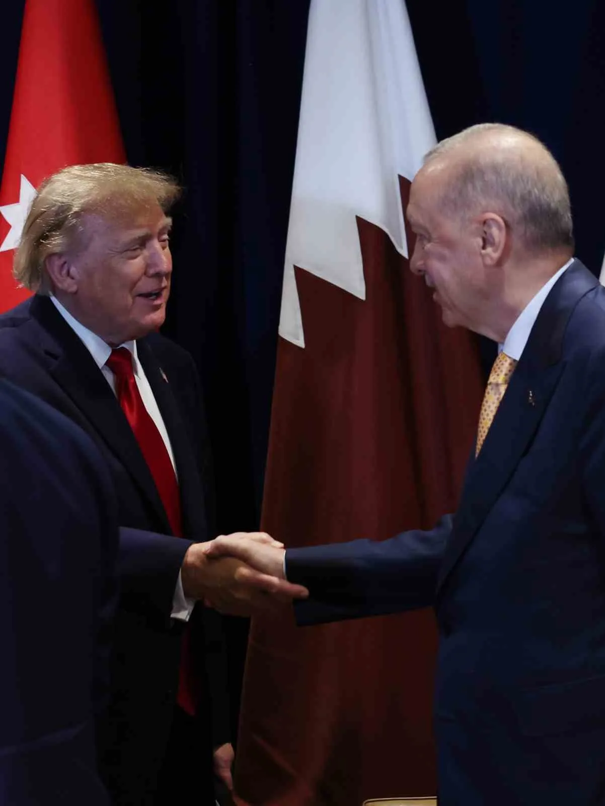TRUMP'TAN CUMHURBAŞKANI ERDOĞAN’A ÖVGÜLER: "HARİKA BİR ADAM, O TAM BİR SERT ADAM, ONUNLA UĞRAŞMAYIN"